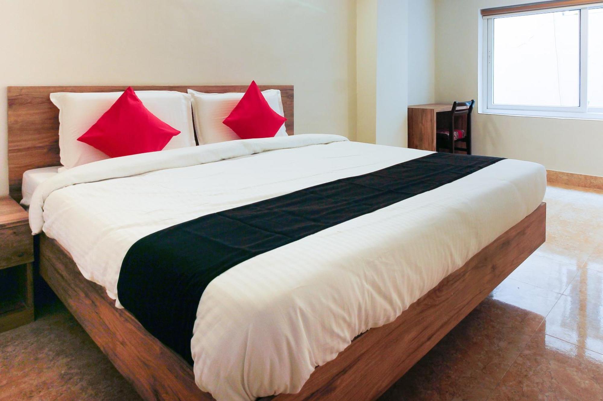 Capital O Sri Suprabhat Grand Near Kachiguda Railway Station Хидерабад Екстериор снимка